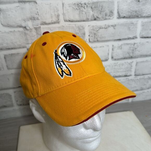 NFL Redskins Original Hat Embroidered Football - Picture 2 of 4